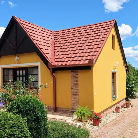 Gemuetliche Fuer 3 Personen By Interhome